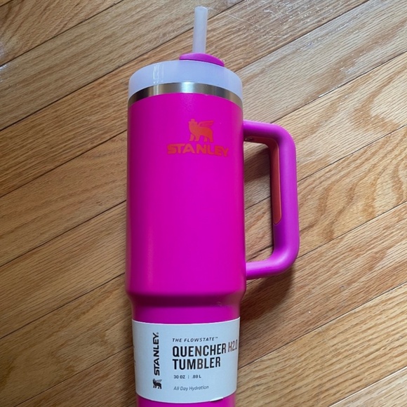 Brand new Stanley 30oz tumbler in vibrant hot pink! 🌟 - Picture 2 of 6
